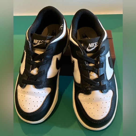Little Kids Nike Dunk Low Retro Black and White “Panda” Sneakers Size 10C - Picture 1 of 5